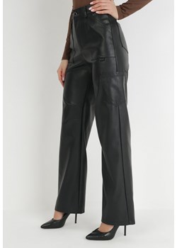 Czarne Spodnie Szerokie z Imitacji Skóry Ononi ze sklepu Born2be Odzież w kategorii Spodnie damskie - zdjęcie 148403260