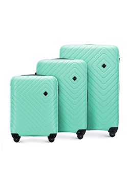 Zestaw walizek z ABS-u z geometrycznym tłoczeniem ze sklepu WITTCHEN w kategorii Walizki - zdjęcie 148467674