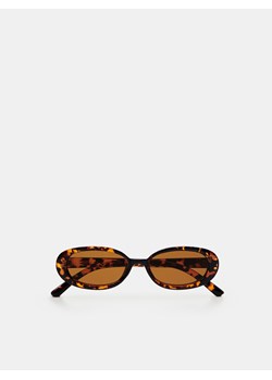 Mohito - Owalne okulary przeciwsłoneczne - Brązowy ze sklepu Mohito w kategorii Okulary przeciwsłoneczne damskie - zdjęcie 148471380