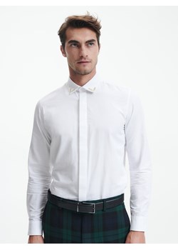 Reserved - Koszula z haftem slim fit - Biały ze sklepu Reserved w kategorii Koszule męskie - zdjęcie 148601044