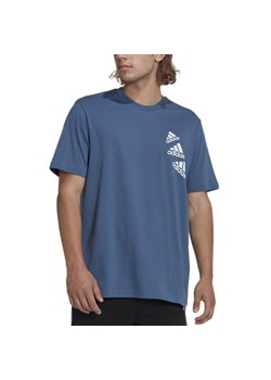 Koszulka adidas Essentials BrandLove HL9381 - niebieska ze sklepu streetstyle24.pl w kategorii T-shirty męskie - zdjęcie 148611521