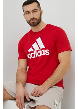 adidas t-shirt bawełniany kolor czerwony z nadrukiem IC9352 ze sklepu ANSWEAR.com w kategorii T-shirty męskie - zdjęcie 148618380