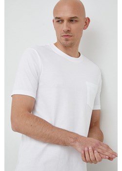 United Colors of Benetton t-shirt bawełniany kolor biały gładki ze sklepu ANSWEAR.com w kategorii T-shirty męskie - zdjęcie 148696694