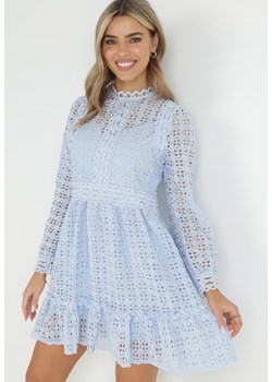 Jasnoniebieska Koronkowa Sukienka Mini z Falbanką Kamari ze sklepu Born2be Odzież w kategorii Sukienki - zdjęcie 149089874