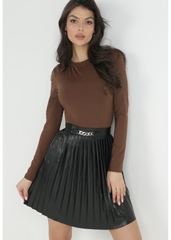 Czarna Plisowana Spódnica z Imitacji Skóry z Łańcuszkiem Hoshe ze sklepu Born2be Odzież w kategorii Spódnice - zdjęcie 149174161