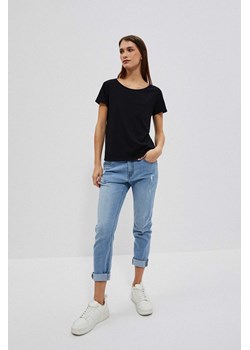 Bawełniany t-shirt z kieszkonką i krótkimi rękawami czarny ze sklepu Moodo.pl w kategorii Bluzki damskie - zdjęcie 149217924