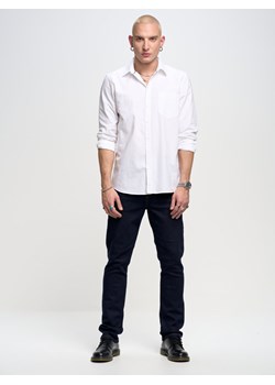 Koszula męska biała z tkaniny typu oxford Trixi 100 ze sklepu Big Star w kategorii Koszule męskie - zdjęcie 149391081