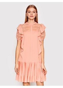 TWINSET Sukienka codzienna 221TP2677 Różowy Regular Fit ze sklepu MODIVO w kategorii Sukienki - zdjęcie 150134830