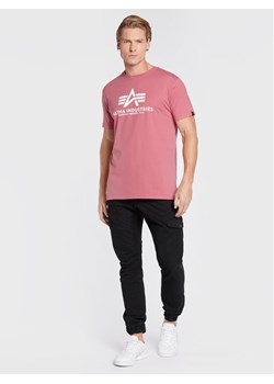Alpha Industries T-Shirt Basic 100501 Różowy Regular Fit ze sklepu MODIVO w kategorii T-shirty męskie - zdjęcie 150393714