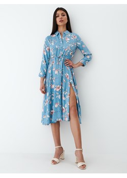 Mohito - Sukienka koszulowa midi z rozcięciem z boku - Niebieski ze sklepu Mohito w kategorii Sukienki - zdjęcie 150661082