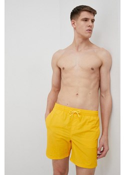 Guess szorty kąpielowe kolor żółty ze sklepu ANSWEAR.com w kategorii Kąpielówki - zdjęcie 150718853