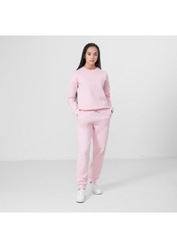 Damskie spodnie dresowe GUESS ALENE CUFF LONG PANTS ze sklepu Sportstylestory.com w kategorii Spodnie damskie - zdjęcie 150731863