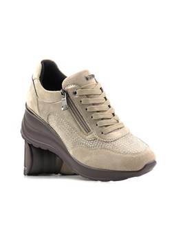 Sneakersy damskie na koturnie - INBLU IN001299, beżowe ze sklepu ulubioneobuwie w kategorii Półbuty damskie - zdjęcie 150834992