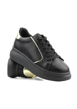 Czarne sneakersy damskie na platformie - INBLU IN001294 ze sklepu ulubioneobuwie w kategorii Buty sportowe damskie - zdjęcie 150883413