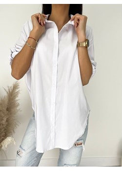 Biała Koszula Oversize ze sklepu ModnaKiecka.pl w kategorii Koszule damskie - zdjęcie 150895691