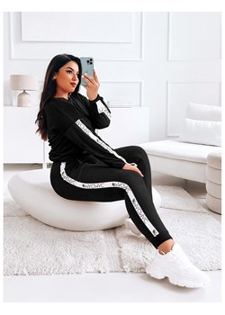 Welurowy komplet PLUS SIZE bluza+spodnie WALIA - czarny ze sklepu magmac.pl w kategorii Dresy damskie - zdjęcie 150931132