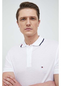Tommy Hilfiger polo męski kolor biały gładki ze sklepu ANSWEAR.com w kategorii T-shirty męskie - zdjęcie 151025422