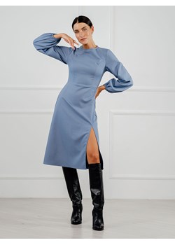 Dopasowana sukienka midi Azuri ze sklepu Eye For Fashion w kategorii Sukienki - zdjęcie 151083762