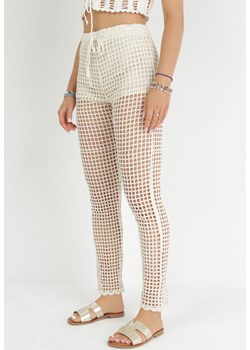 Jasnobeżowe Szydełkowe Spodnie High Waist Tegan ze sklepu Born2be Odzież w kategorii Spodnie damskie - zdjęcie 151104093