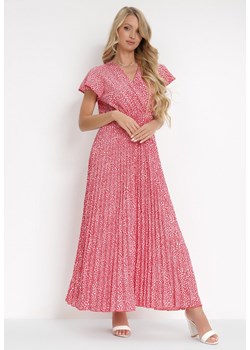 Czerwona Plisowana Sukienka Maxi z Gumką w Talii i Kopertowym Dekoltem Kaimarie ze sklepu Born2be Odzież w kategorii Sukienki - zdjęcie 151931941