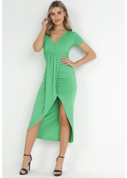 Zielona Asymetryczna Sukienka Kopertowa z Marszczeniami Adephelia ze sklepu Born2be Odzież w kategorii Sukienki - zdjęcie 151932233
