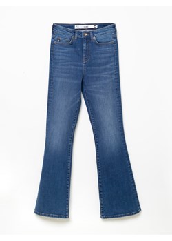 Spodnie jeans damskie z rozszerzaną nogawką niebieskie Clara Flare 372 ze sklepu Big Star w kategorii Jeansy damskie - zdjęcie 152012634