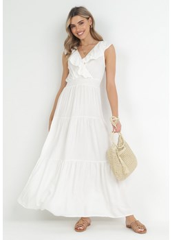 Biała Sukienka Maxi z Marszczoną Gumką w Pasie i Wiązaniem na Plecach Vaida ze sklepu Born2be Odzież w kategorii Sukienki - zdjęcie 152207282