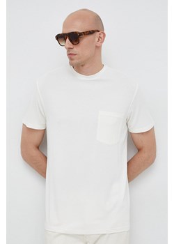Guess t-shirt męski kolor beżowy gładki ze sklepu ANSWEAR.com w kategorii T-shirty męskie - zdjęcie 152219473