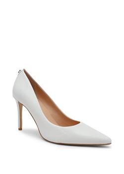 Guess Skórzane szpilki PIERA9 ze sklepu Gomez Fashion Store w kategorii Czółenka - zdjęcie 152234742
