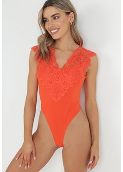 Pomarańczowe Koronkowe Body Albertyne ze sklepu Born2be Odzież w kategorii Bluzki damskie - zdjęcie 152282263