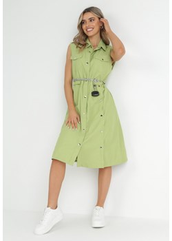 Zielona Sukienka z Łańcuszkiem z Saszetką Idorine ze sklepu Born2be Odzież w kategorii Sukienki - zdjęcie 152374243