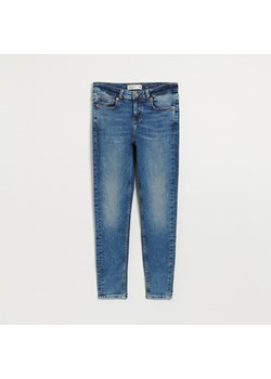 Niebieskie jeansy skinny fit z regularnym stanem - Granatowy ze sklepu House w kategorii Jeansy damskie - zdjęcie 152421193