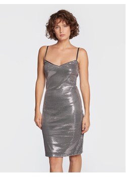 Guess Sukienka koktajlowa Kayla W2BK43 KBDV0 Szary Slim Fit ze sklepu MODIVO w kategorii Sukienki - zdjęcie 152535531