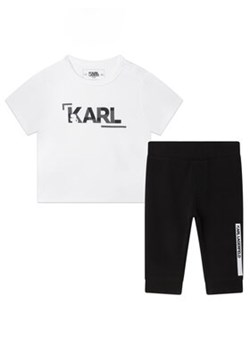 KARL LAGERFELD Komplet t-shirt i spodnie Z98130 Biały Regular Fit ze sklepu MODIVO w kategorii Odzież dla niemowląt - zdjęcie 152539122