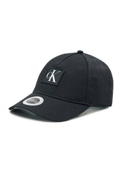 Calvin Klein Jeans Czapka z daszkiem City K60K609387 Czarny ze sklepu MODIVO w kategorii Czapki z daszkiem damskie - zdjęcie 152554100