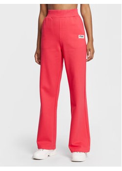 Fila Spodnie dresowe Torreblanca FAW0237 Różowy Regular Fit ze sklepu MODIVO w kategorii Spodnie damskie - zdjęcie 152559874