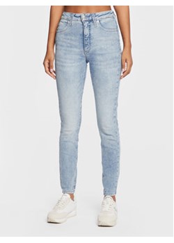 Calvin Klein Jeans Jeansy J20J220184 Niebieski Super Skinny Fit ze sklepu MODIVO w kategorii Jeansy damskie - zdjęcie 152562520