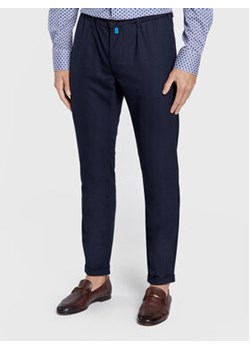 Pierre Cardin Spodnie materiałowe C3 33760/000/1008 Granatowy Regular Fit ze sklepu MODIVO w kategorii Spodnie męskie - zdjęcie 152567632
