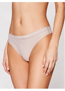 Calvin Klein Underwear Stringi 000QF4844E Beżowy ze sklepu MODIVO w kategorii Majtki damskie - zdjęcie 152568573