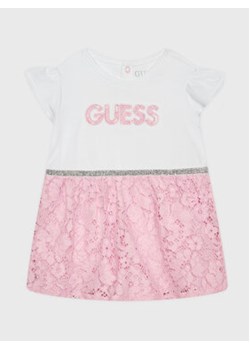 Guess Sukienka codzienna S3RG13 K6YW0 Kolorowy Regular Fit ze sklepu MODIVO w kategorii Odzież dla niemowląt - zdjęcie 152594160