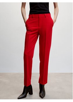 Mango Spodnie materiałowe Boreal 47034753 Czerwony Standard Fit ze sklepu MODIVO w kategorii Spodnie damskie - zdjęcie 152597054