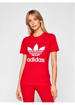 adidas T-Shirt adicolor Classics Trefoil GN2902 Czerwony Regular Fit ze sklepu MODIVO w kategorii Bluzki damskie - zdjęcie 152597891