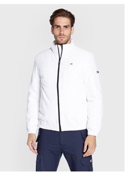 Tommy Jeans Kurtka przejściowa Essential DM0DM14454 Biały Regular Fit ze sklepu MODIVO w kategorii Kurtki męskie - zdjęcie 152610062