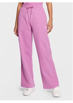 Calvin Klein Jeans Spodnie dresowe J20J220261 Różowy Relaxed Fit ze sklepu MODIVO w kategorii Spodnie damskie - zdjęcie 152617652