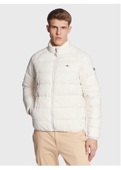 Tommy Jeans Kurtka puchowa Light DM0DM15385 Écru Regular Fit ze sklepu MODIVO w kategorii Kurtki męskie - zdjęcie 152623254