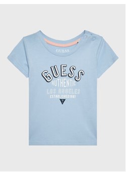Guess T-Shirt I3RI00 K8HM0 Niebieski Regular Fit ze sklepu MODIVO w kategorii Odzież dla niemowląt - zdjęcie 152651980
