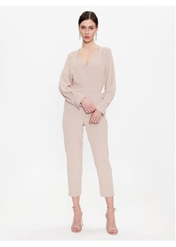 Maryley Kombinezon 23EB527/33PE Beżowy Regular Fit ze sklepu MODIVO w kategorii Kombinezony damskie - zdjęcie 152655050
