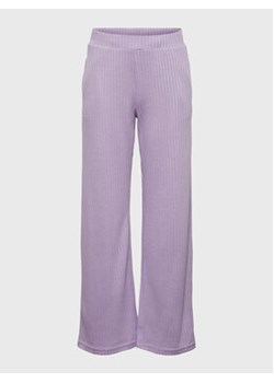 Pieces KIDS Spodnie dresowe Molly 17138653 Fioletowy Regular Fit ze sklepu MODIVO w kategorii Spodnie dziewczęce - zdjęcie 152678103