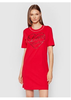LOVE MOSCHINO Sukienka codzienna W5A0222M 3517 Czerwony Regular Fit ze sklepu MODIVO w kategorii Sukienki - zdjęcie 152680054