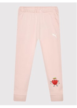 Puma Spodnie dresowe Fruitmates 847317 Różowy Regular Fit ze sklepu MODIVO w kategorii Spodnie dziewczęce - zdjęcie 152687943